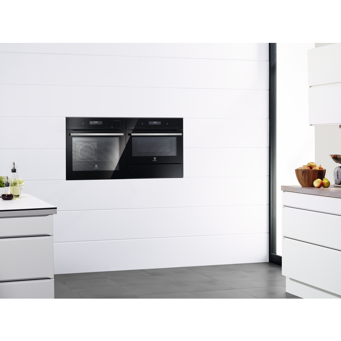 Electrolux - Zintegrowana zgrzewarka próżniowa - EVD14900OZ