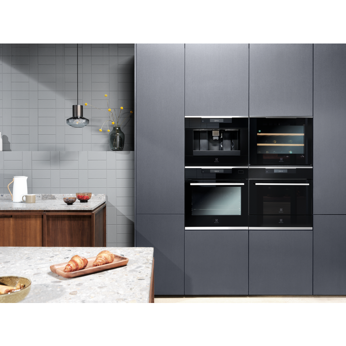 Electrolux - Zintegrowana zgrzewarka próżniowa - KBV4T