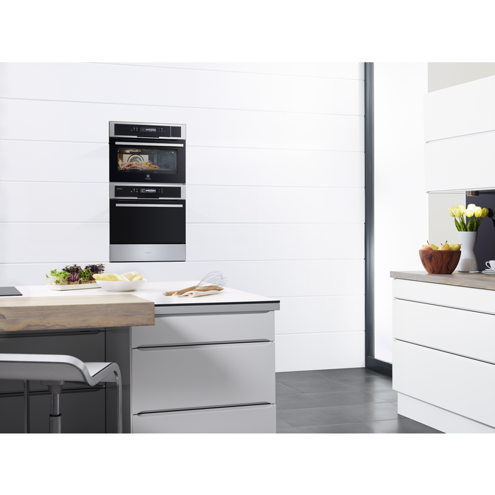 Electrolux - Zintegrowana zgrzewarka próżniowa - EVD14900OX